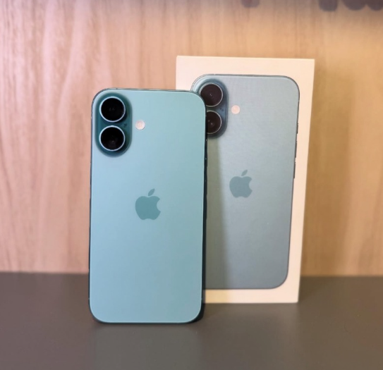 iPhone 16 128GB